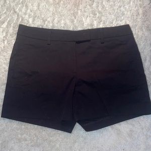 ANNE TAYLOR Black shorts